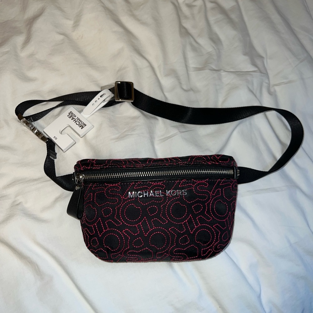 NWT Michael Kors Fanny Pack in Black with Pink Design